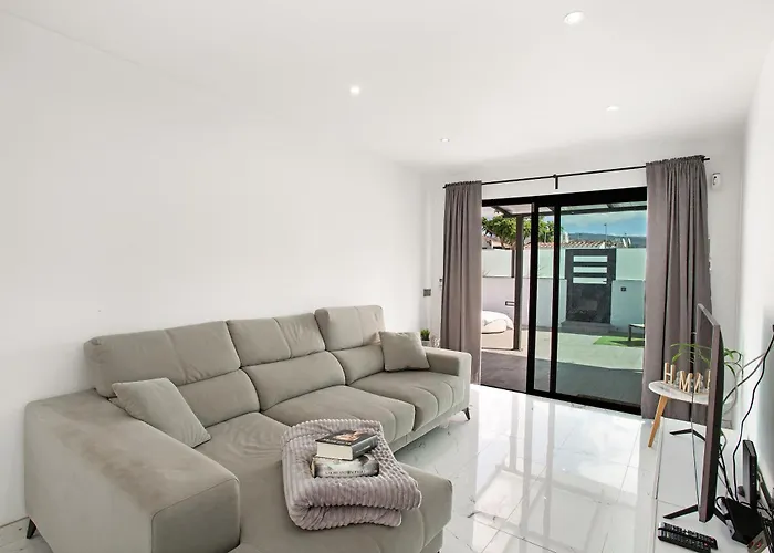 Sunset House Maspalomas 假日公园 *